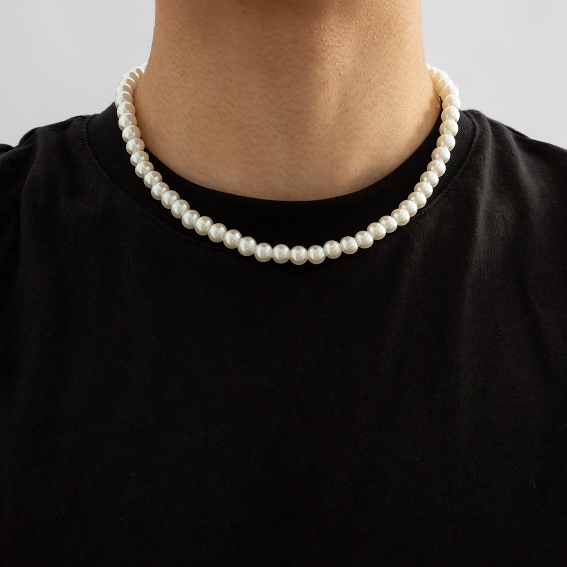Men Accessories Neck Chain - Kalung Choker pendek manik-manik mutiara imitasi,