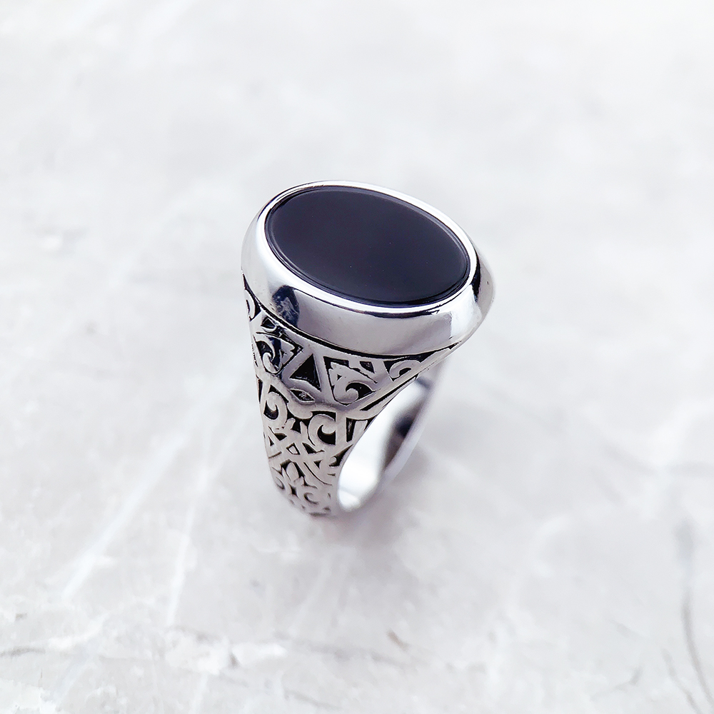 Cincin tanda tangan Oval hitam - Signet Ring Men ulasan dan harga